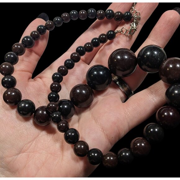Black And Brown Graduated Beaded Necklace - Picture 6 of 8